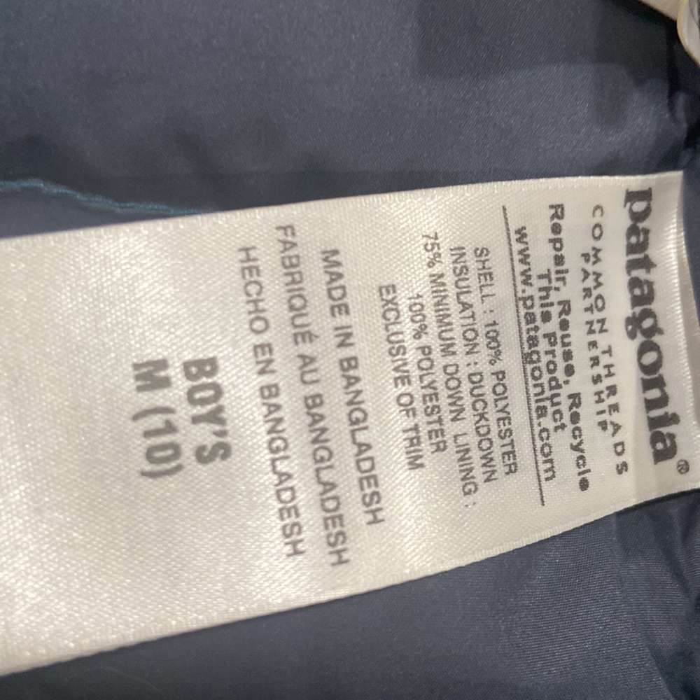 Patagonia Down Vest (kids' size 10) - Picture 8 of 10